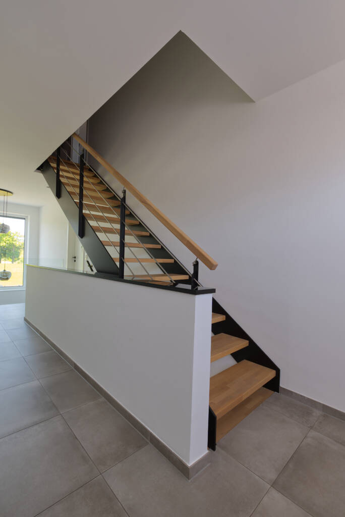 Modern treppe01