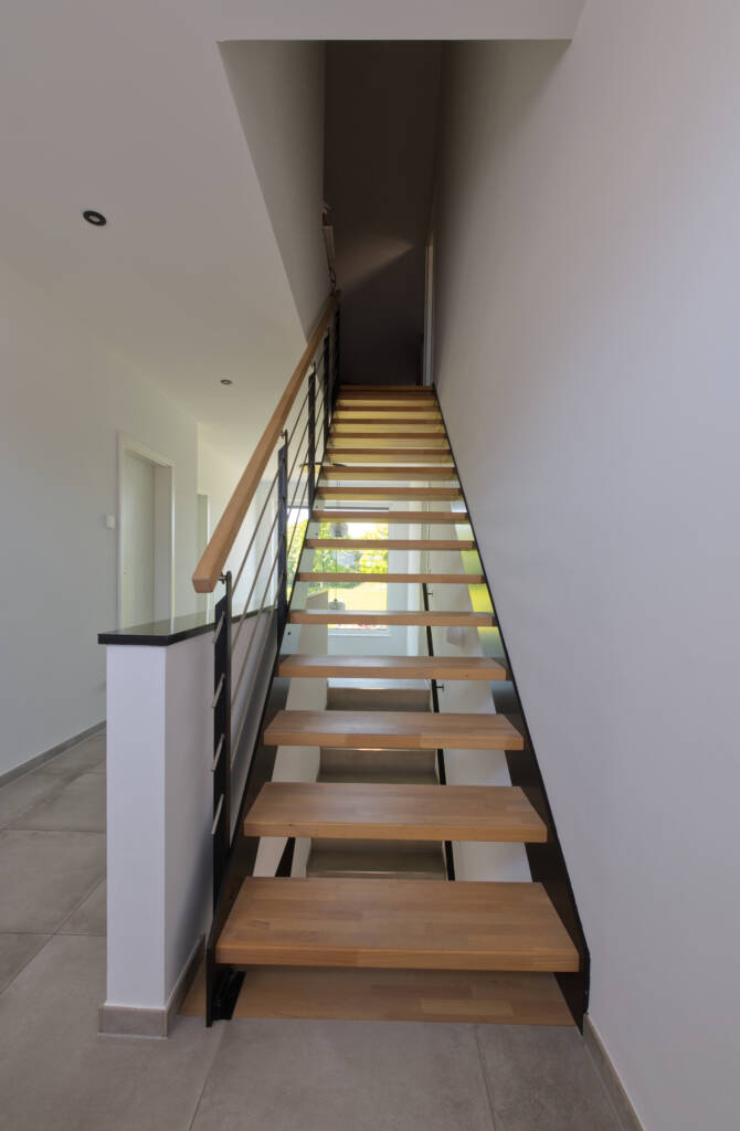 Modern treppe02